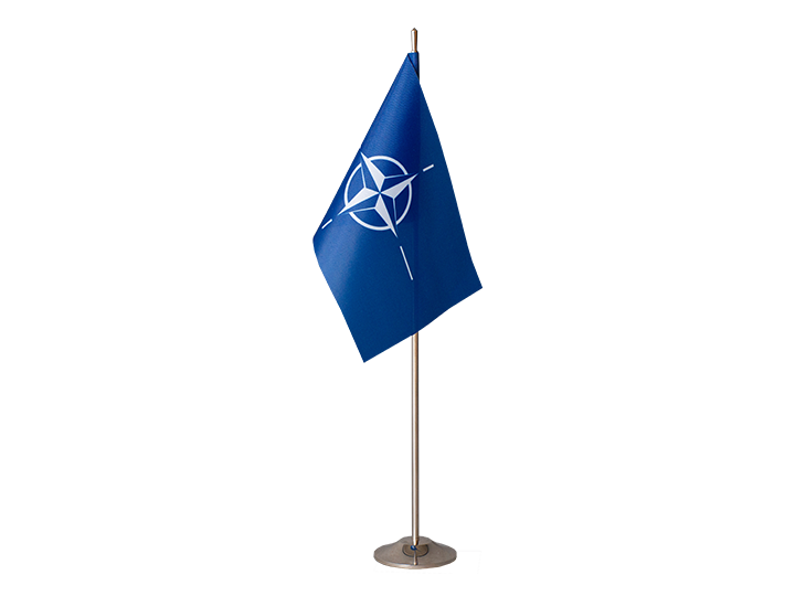 NATO stalo vėliavėlė